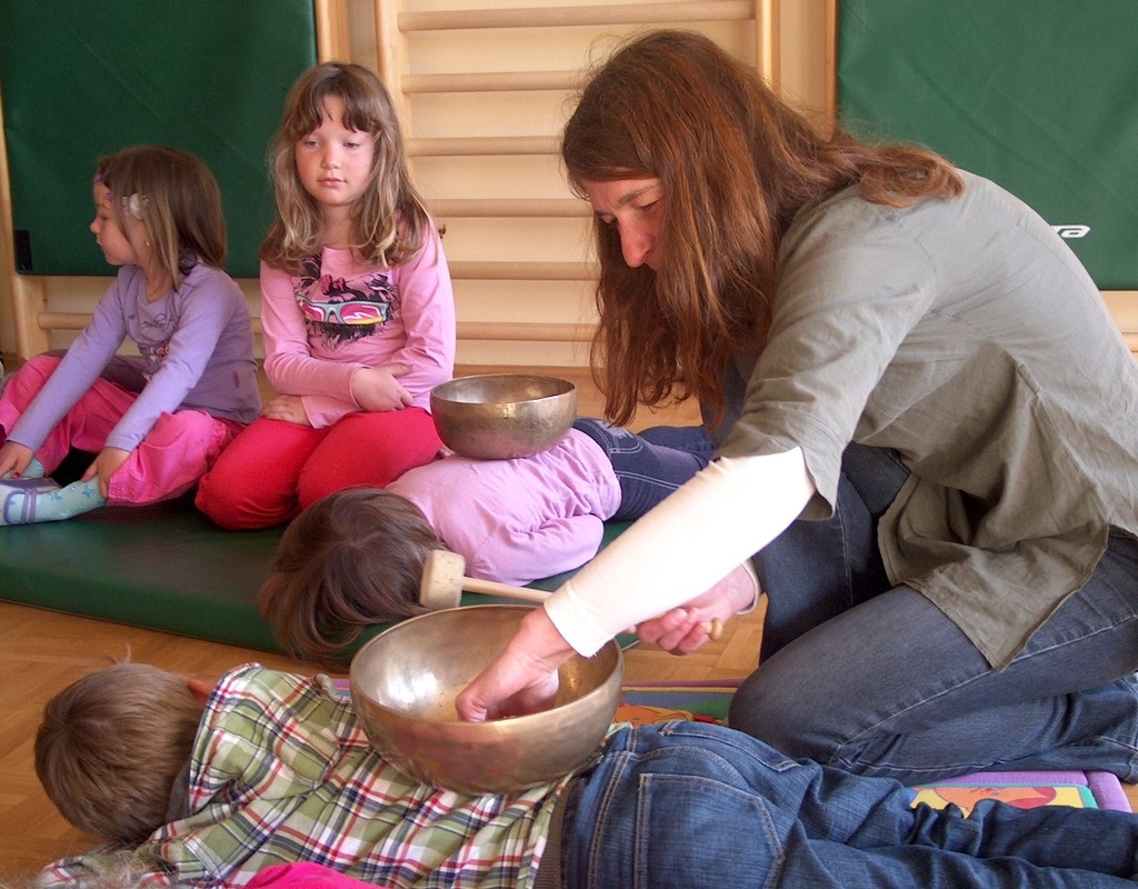 Zvok tišine Mina Kunstelj 800 02