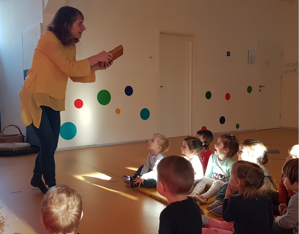 Zvok tišine Mina Kunstelj 800 10